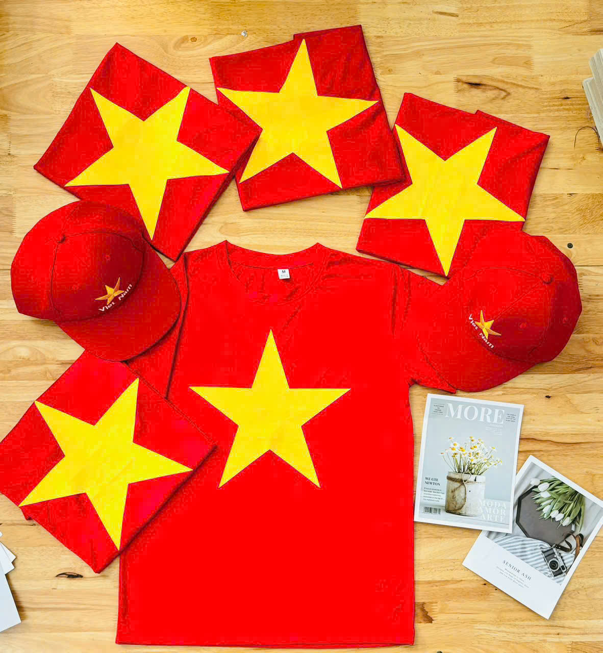 Các mẫu áo cờ Việt Nam chất lượng cao được ưa chuộng